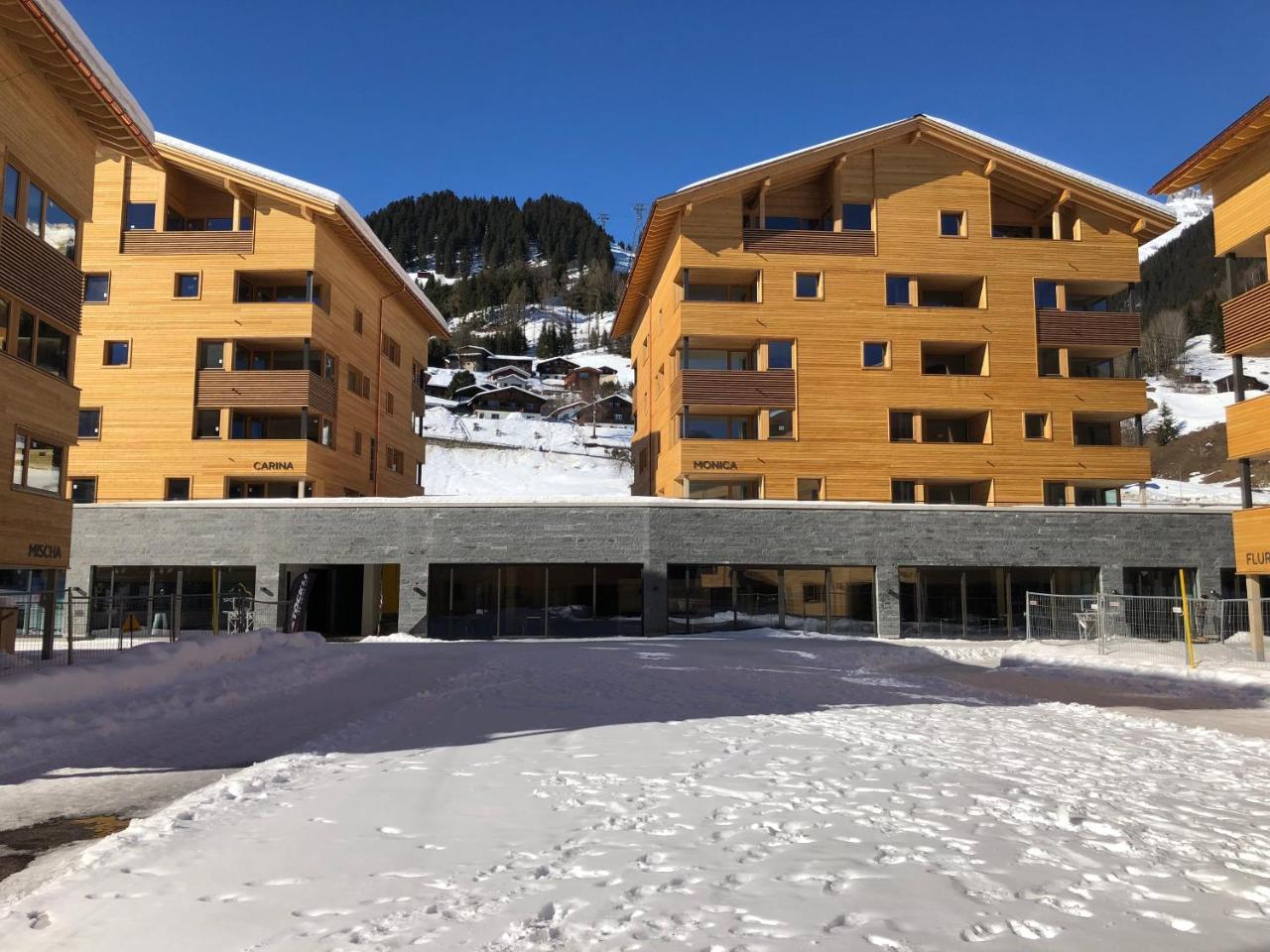 Catrina Resort Дизентис Екстериор снимка