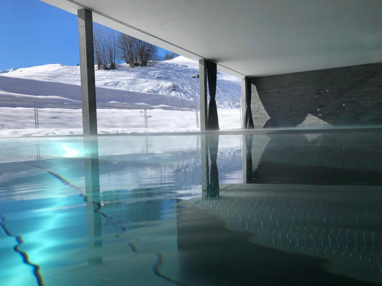 Catrina Resort Дизентис Екстериор снимка