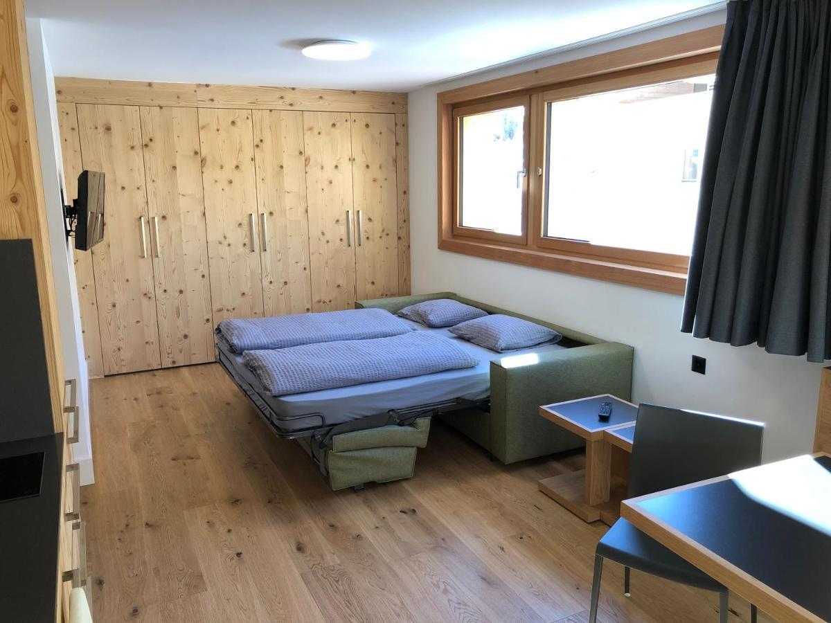 Catrina Resort Дизентис Екстериор снимка
